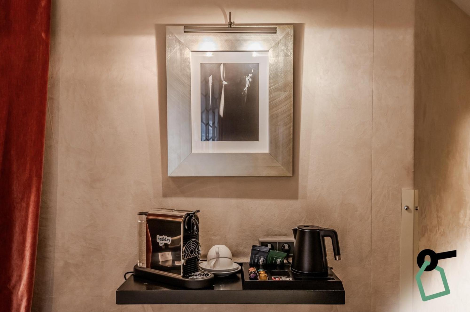 Hotiday Room Collection - Paris Arc De Triomphe Exterior foto
